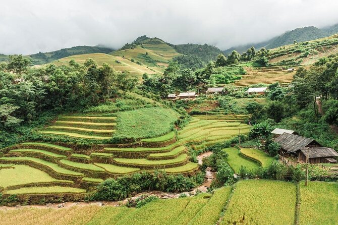 Private Car Transfer: Lao Cai Train Station to Sapa Centre - Key Points