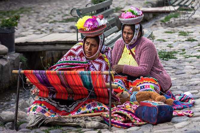 Private Tour 2 Days 1 Night Sacred Valley and Machupicchu by Train - Key Points