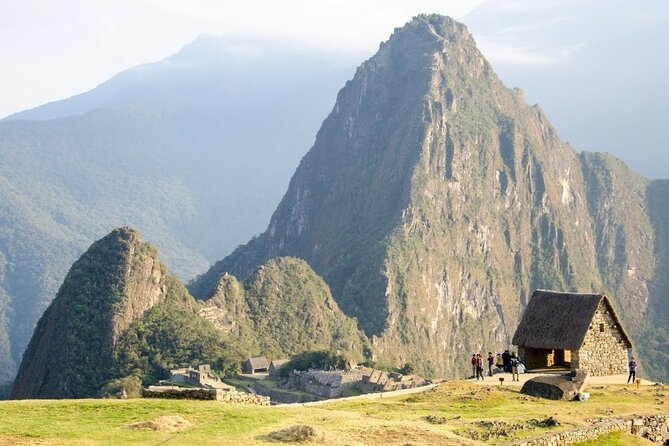 Tour to Machu Picchu by panoramic train in 2 days - Key Points