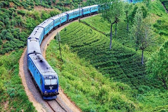 Train from Kandy to Colombo - Key Points