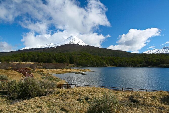 Ushuaia: Visit to the National Park and End of the World Train - Key Points