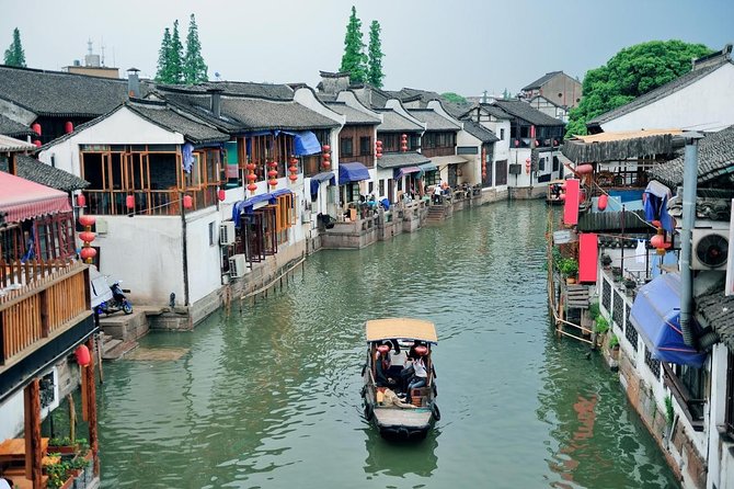 Zhujiajiao Ancient Water Town Private Tour and Maglev Train Experience - Key Points